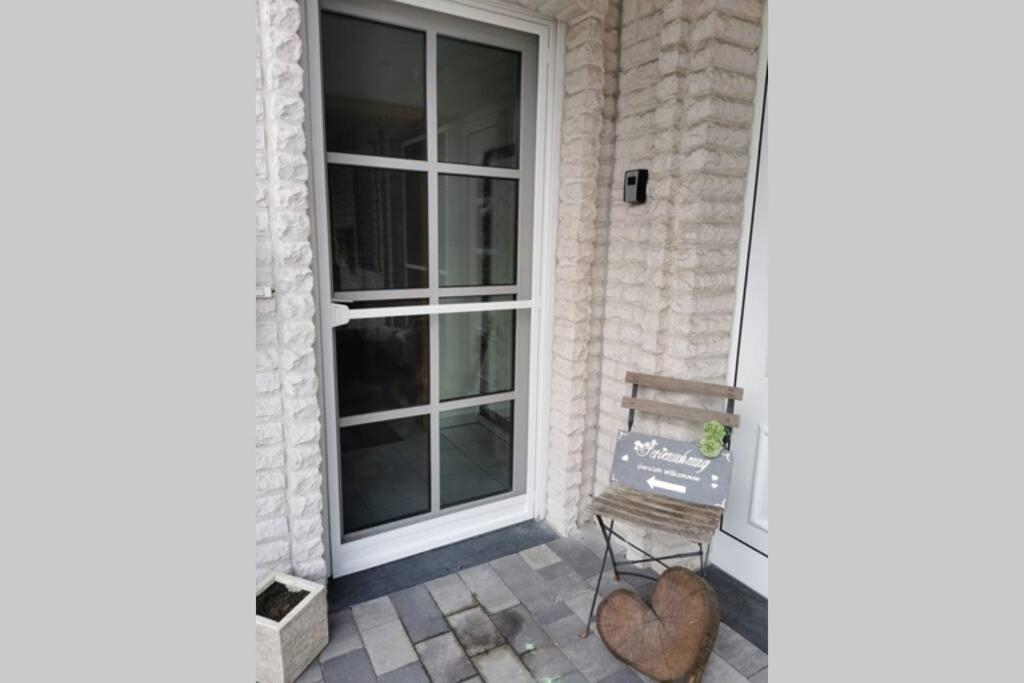 Schoene Ferien- Oder Monteurwohnung "Ausblick Storchennest" แชร์มเบค ภายนอก รูปภาพ